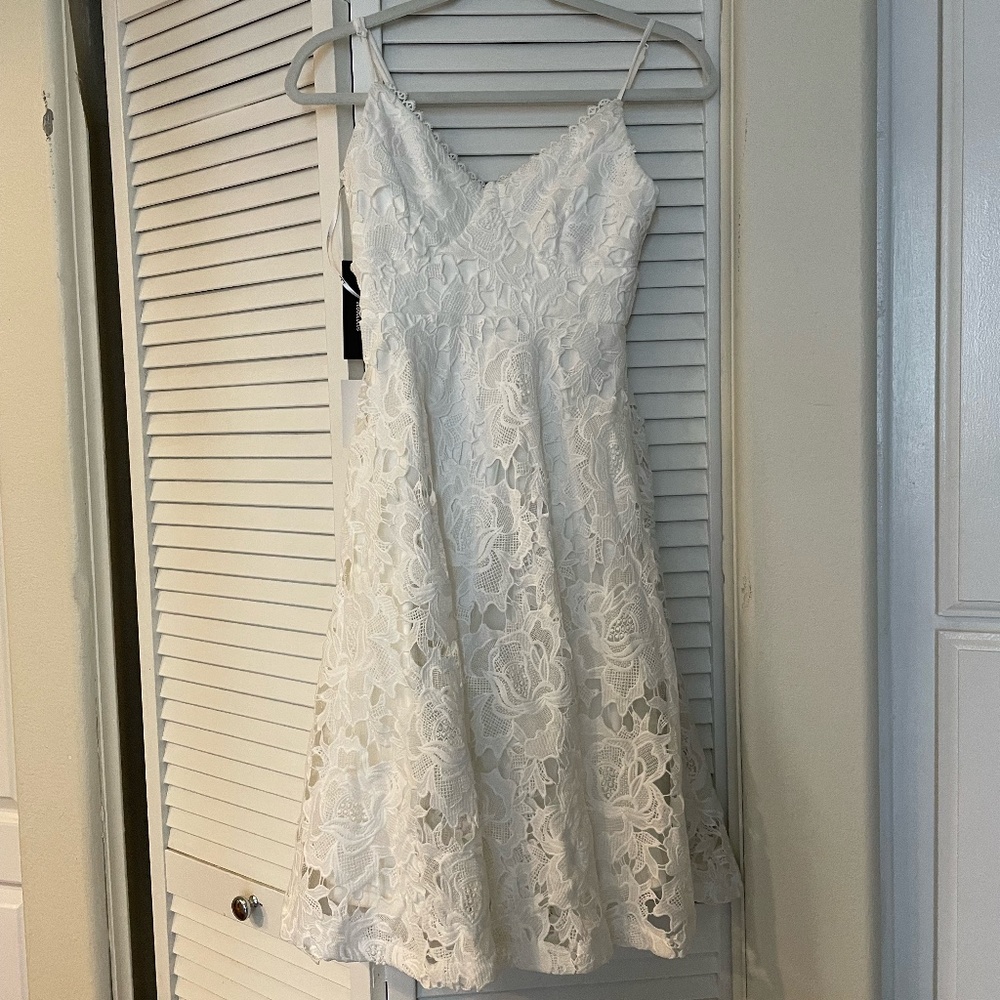 Lulus Nora Lee White Sleeveless Lace Midi Dress